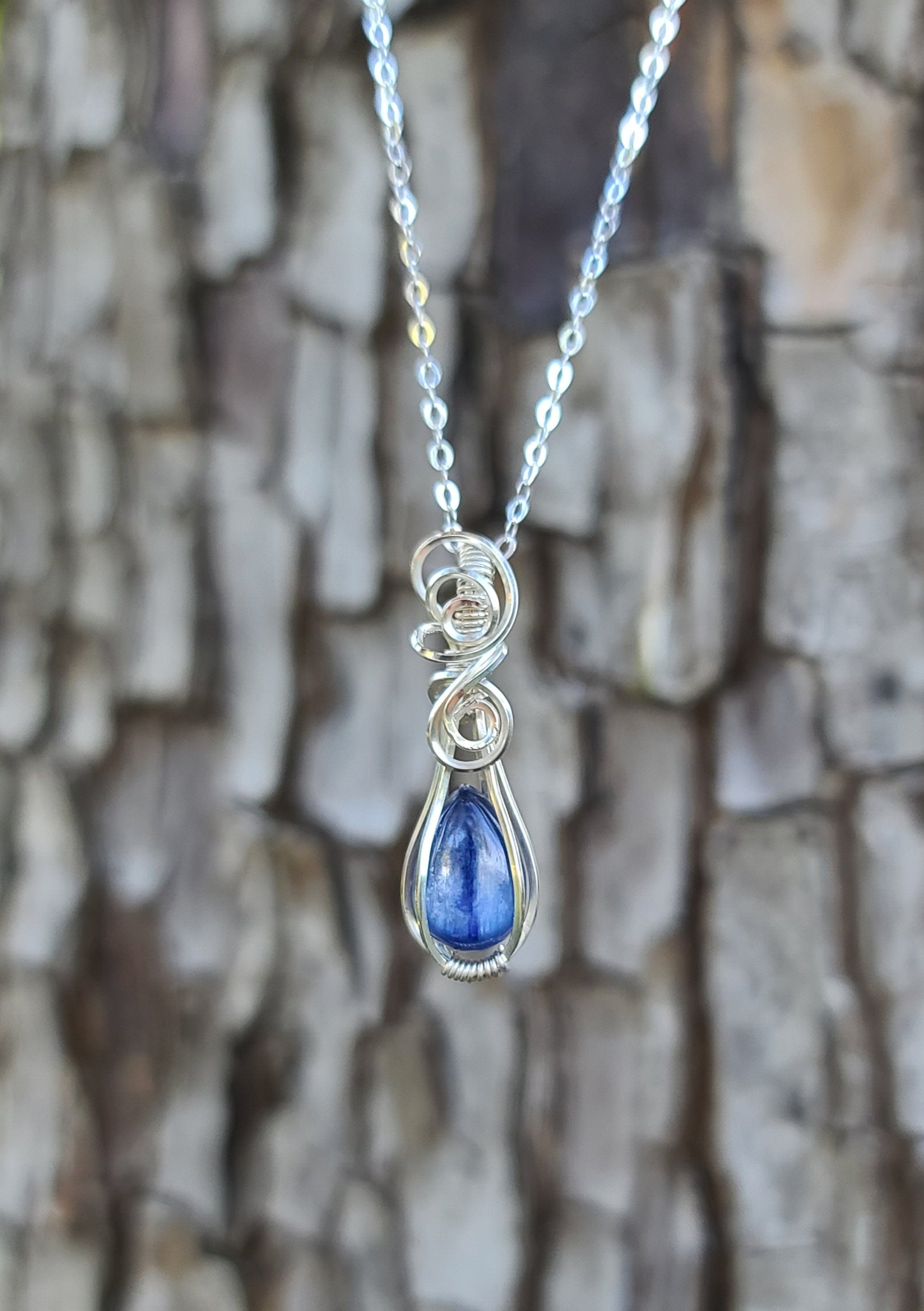 Blue Kyanite Pendant - bloominglotusalchemy